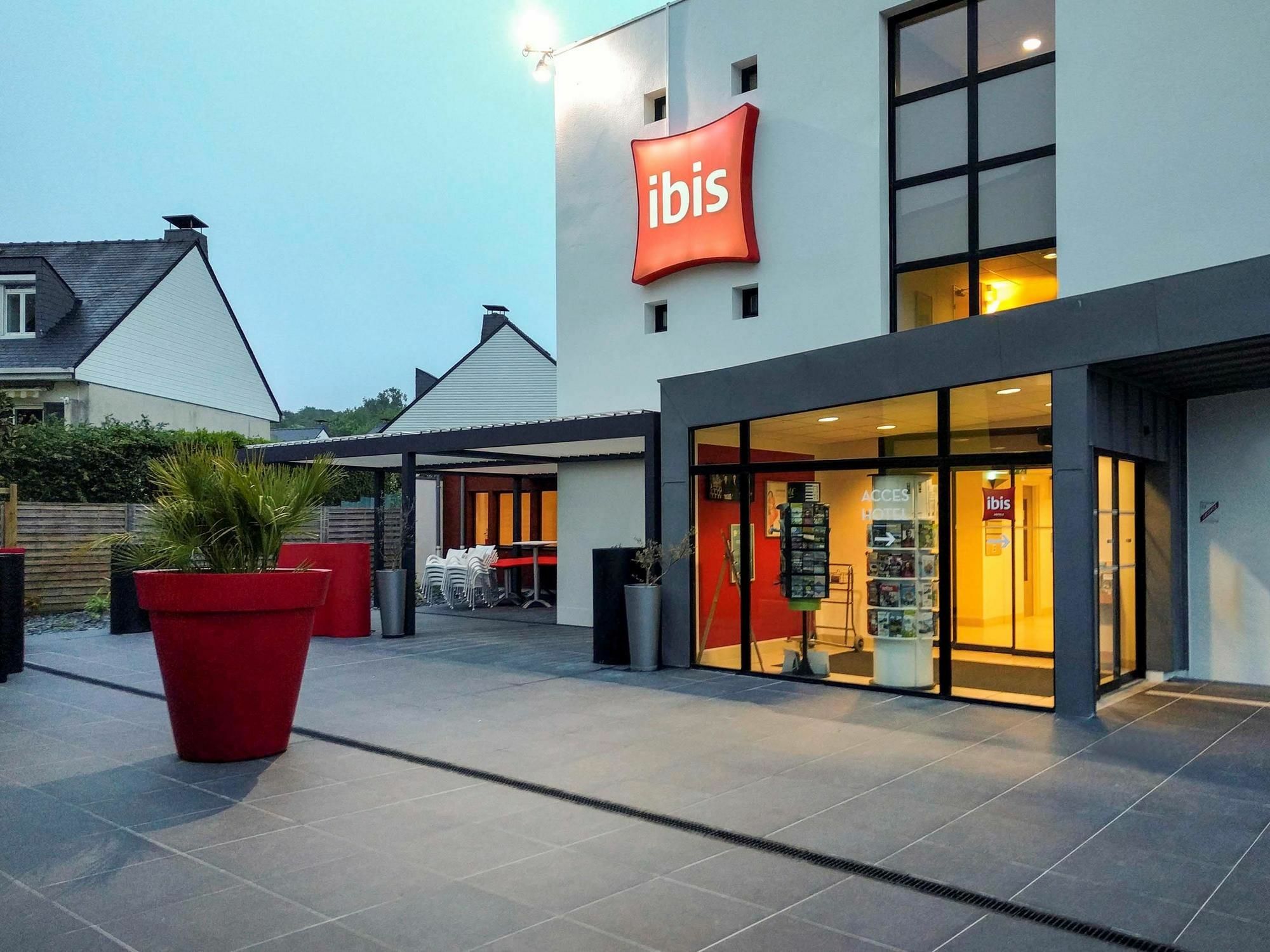 Hotel Ibis Rennes Beaulieu Cesson-Sévigné Esterno foto