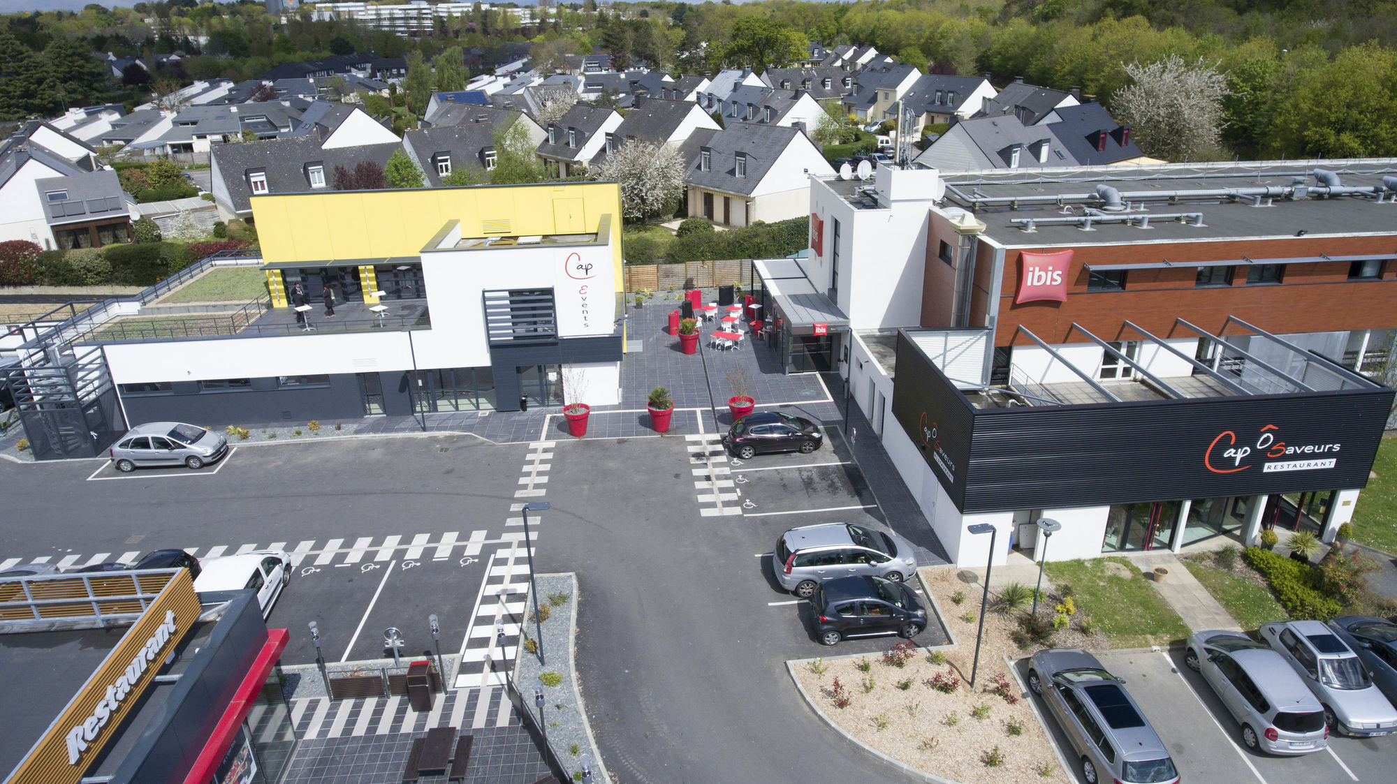Hotel Ibis Rennes Beaulieu Cesson-Sévigné Esterno foto