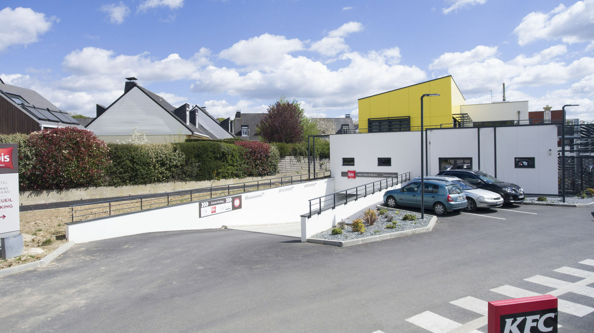 Hotel Ibis Rennes Beaulieu Cesson-Sévigné Esterno foto