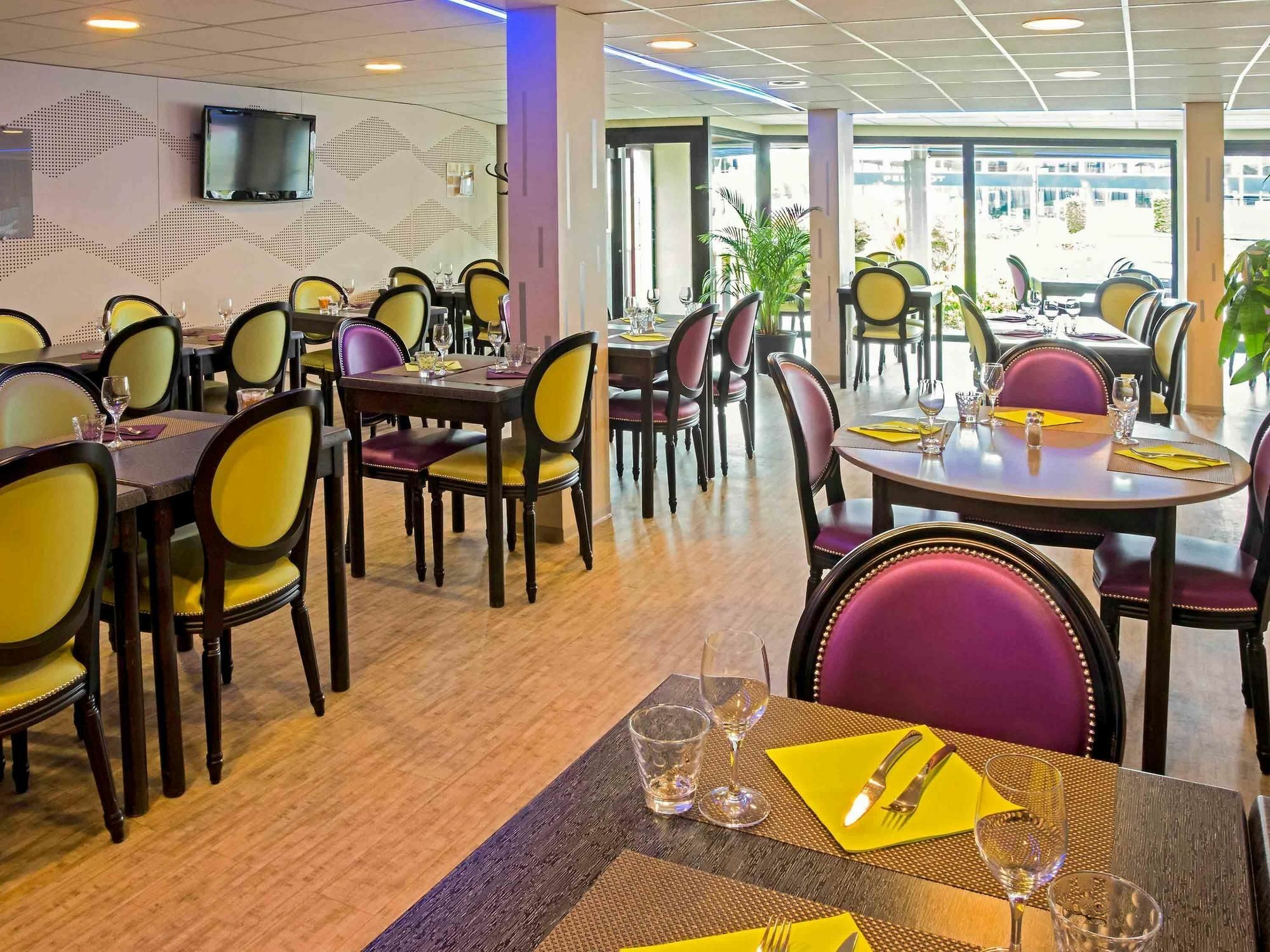Hotel Ibis Rennes Beaulieu Cesson-Sévigné Esterno foto